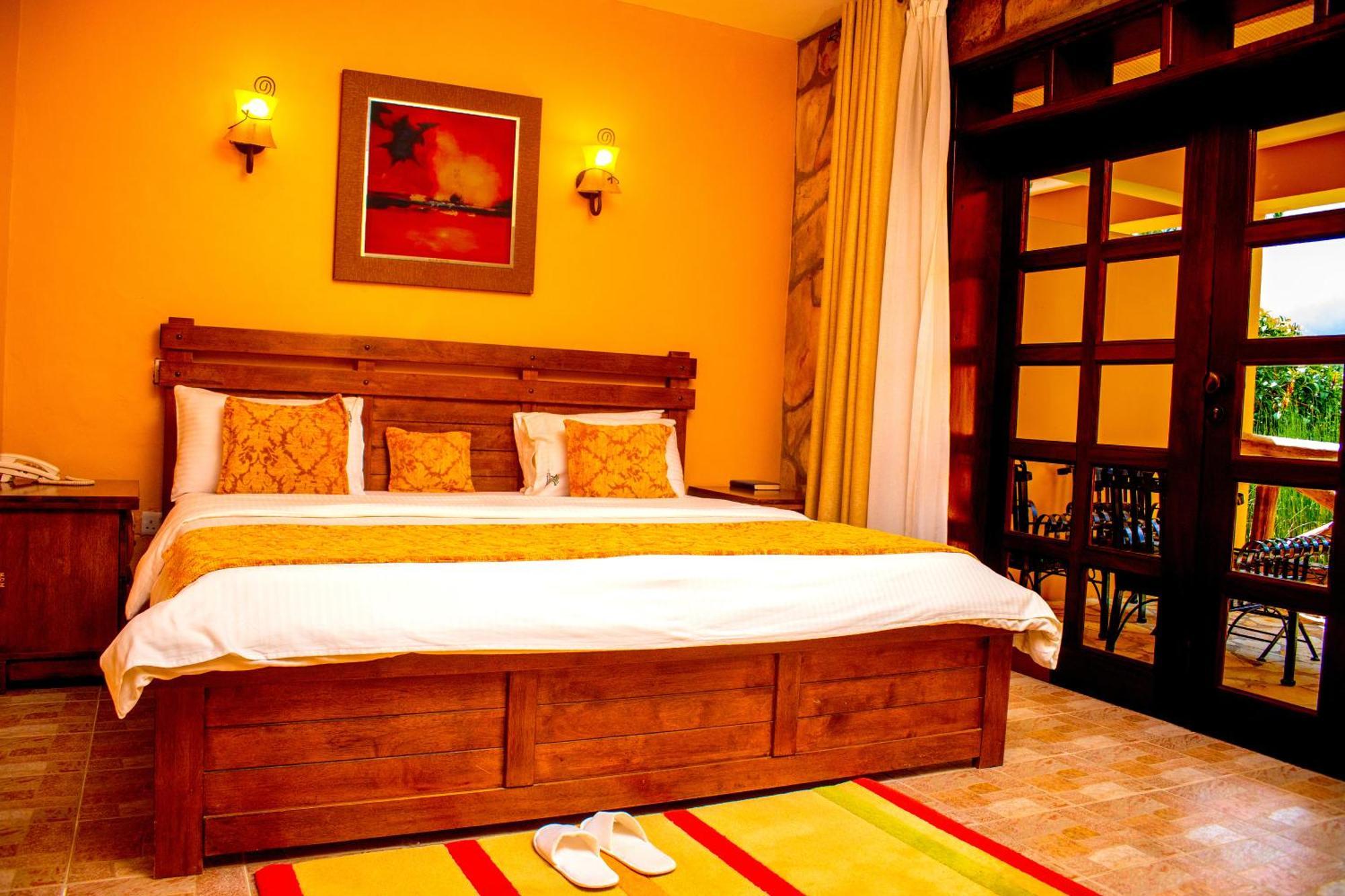 Mountains Of The Moon Hotel Fort Portal Dış mekan fotoğraf